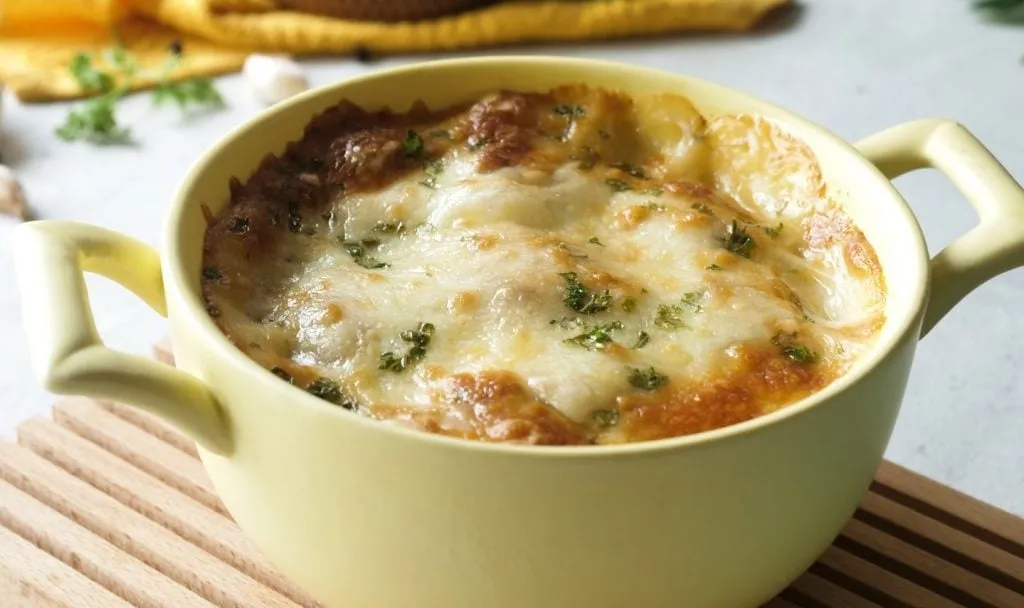 Southern Style Baked Macaroni & Cheese